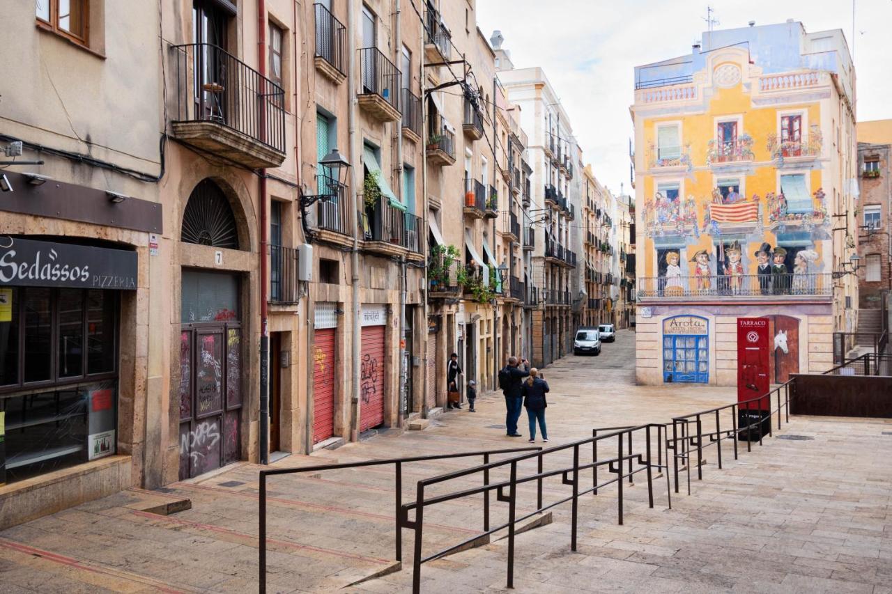 Apartamento En Plaza Sedassos Centro Historico Tarragona Exterior photo