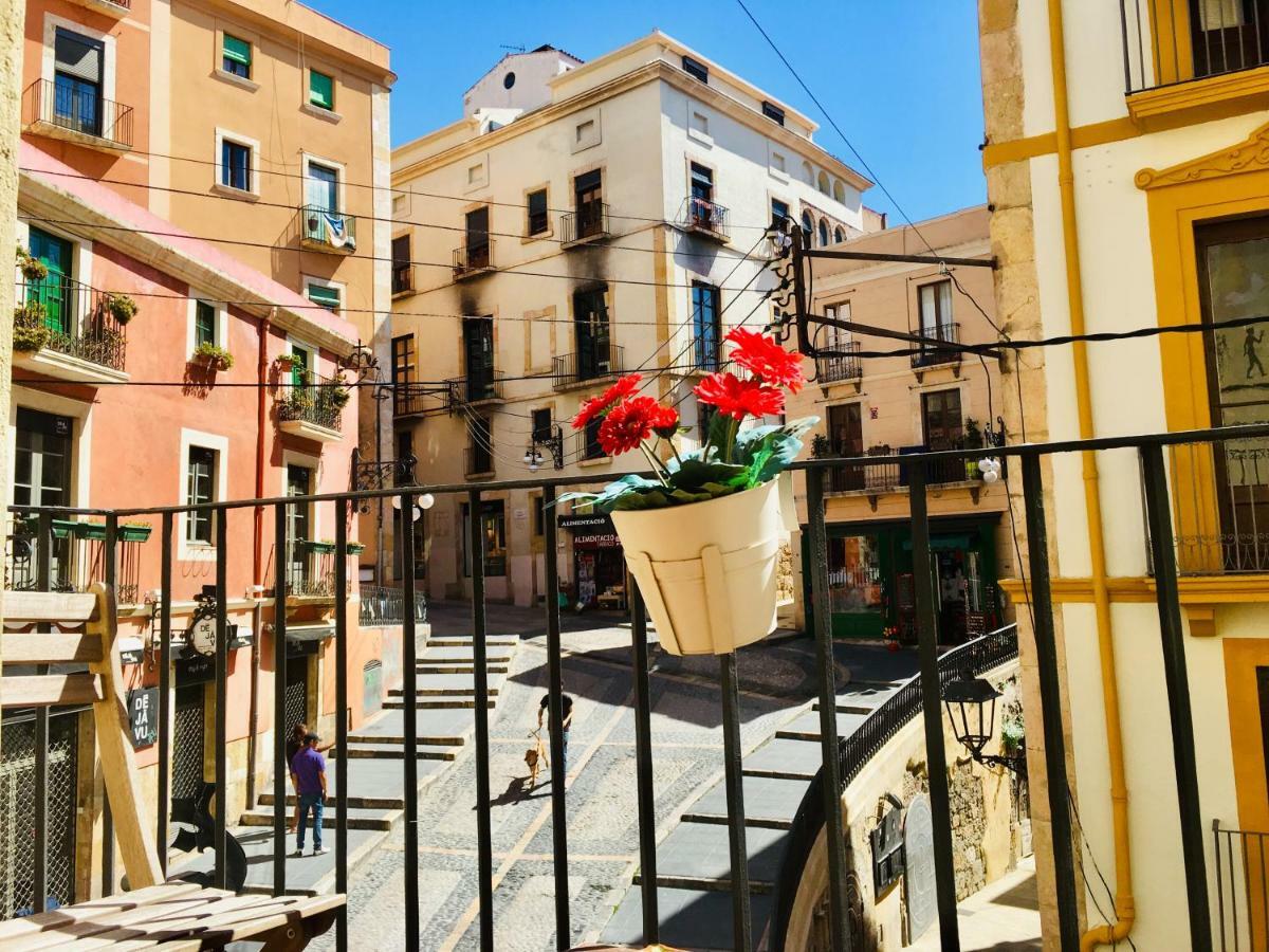 Apartamento En Plaza Sedassos Centro Historico Tarragona Exterior photo